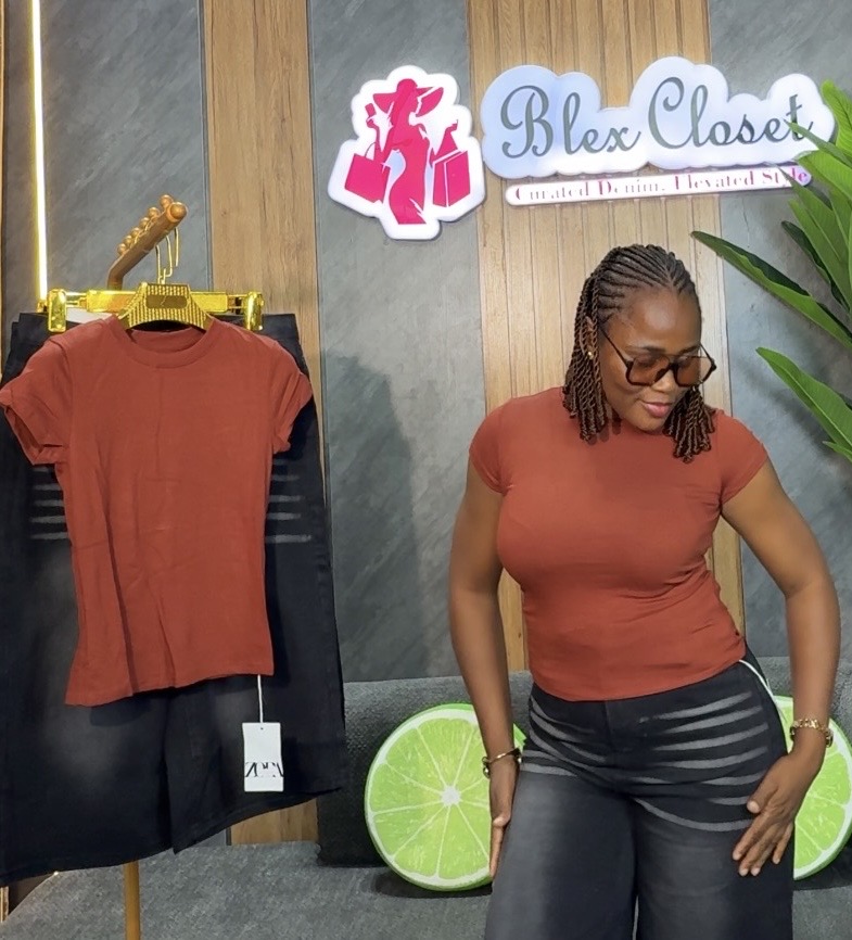 Stretchy basic top