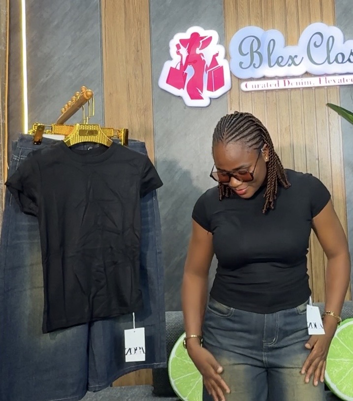 Stretchy basic top
