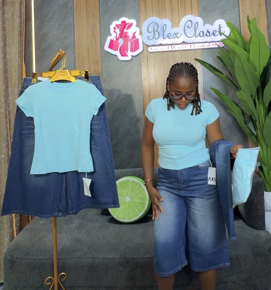 Stretchy basic top