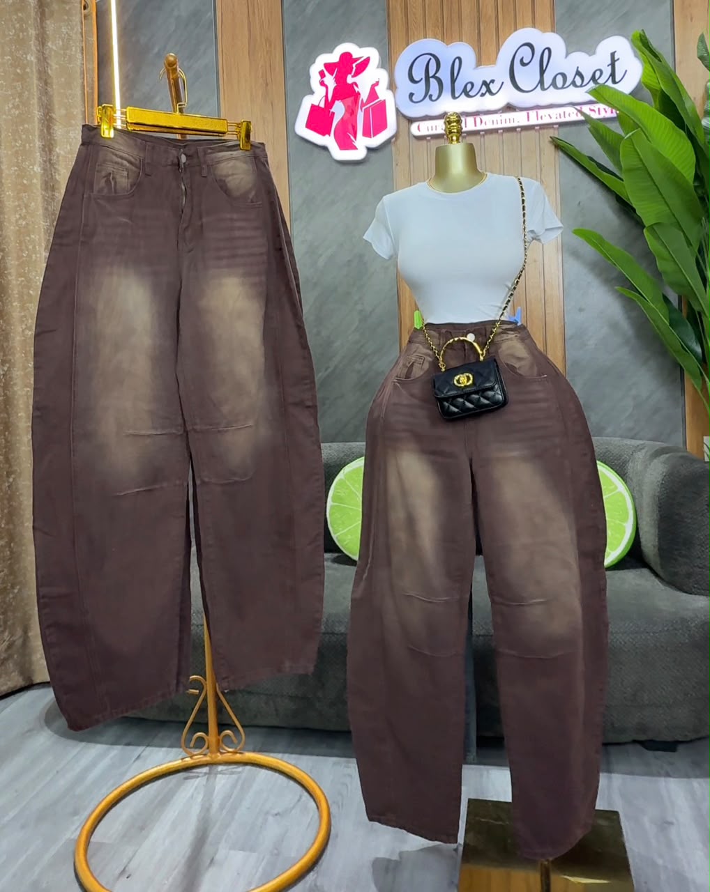 Brown barrel jeans 